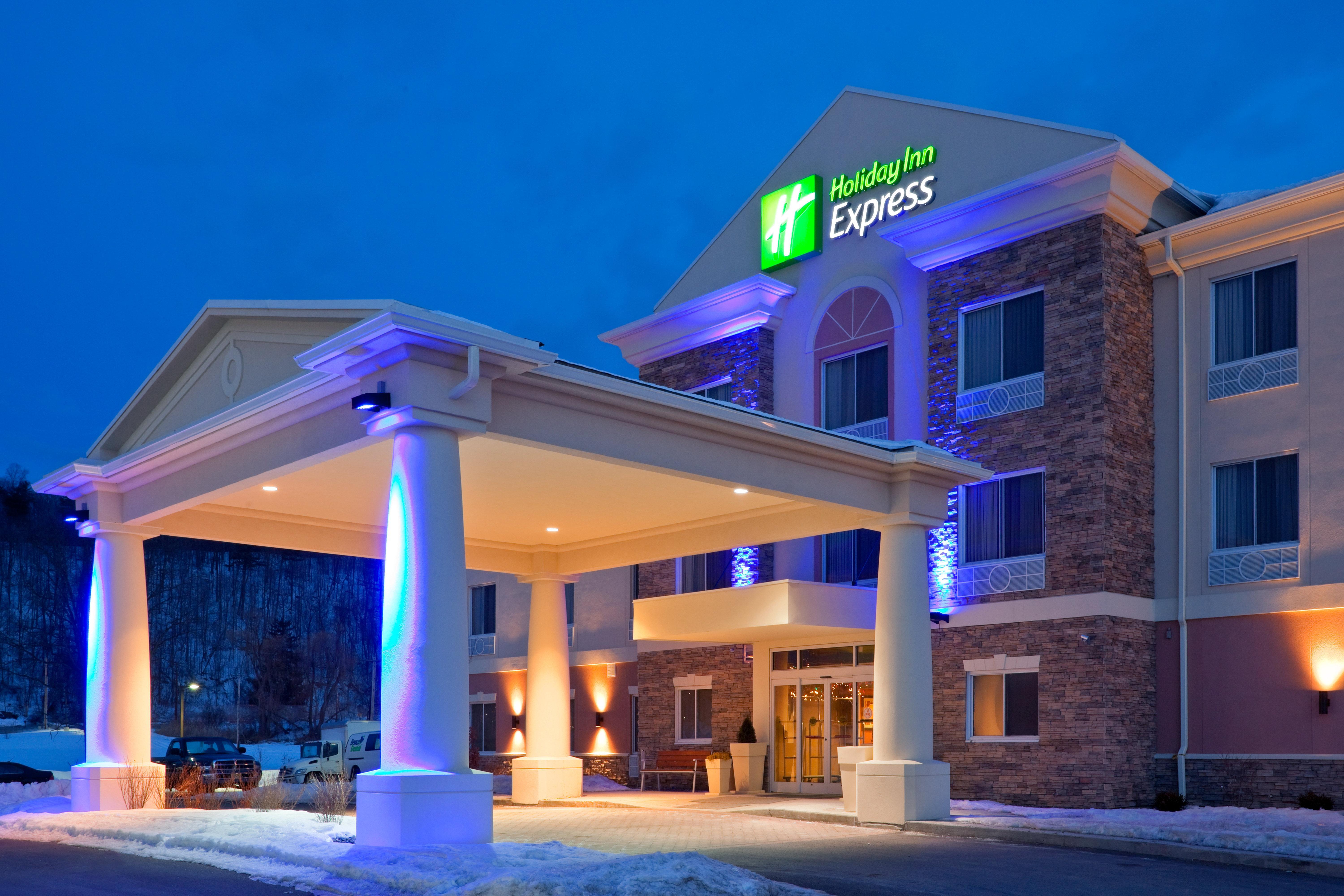 Holiday Inn Express Hotel & Suites West Coxsackie, An Ihg Hotel Exterior photo