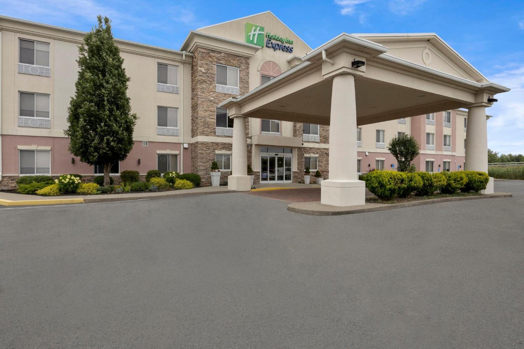 Holiday Inn Express Hotel & Suites West Coxsackie, An Ihg Hotel Exterior photo